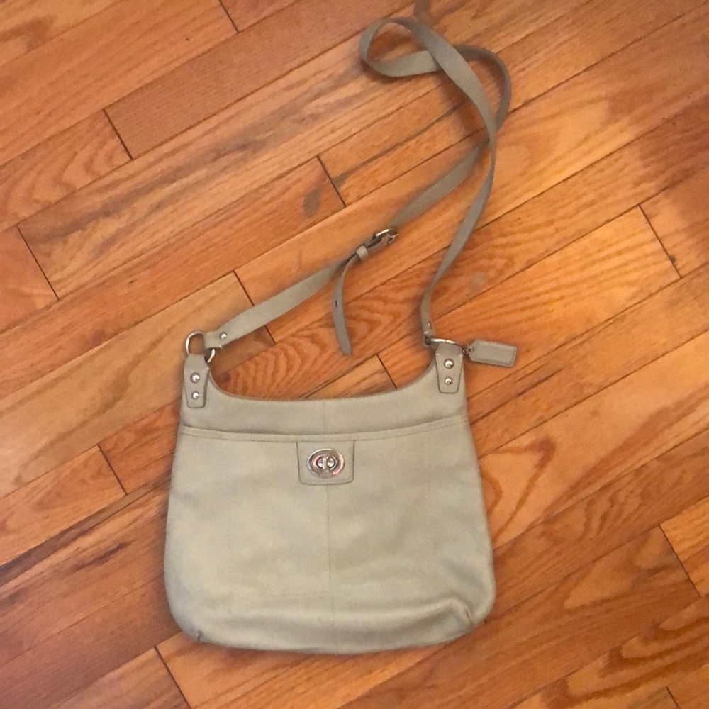 Coach purse leather crossbody